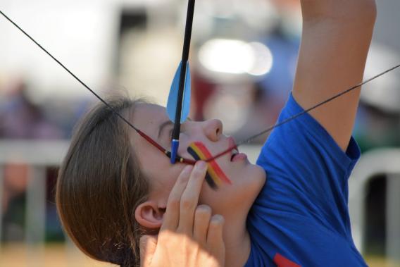 boogschieten staande wip